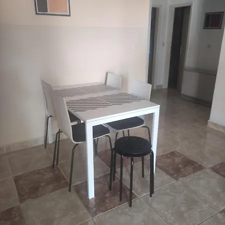 Anja * Sveta Nedelja (Hvar)