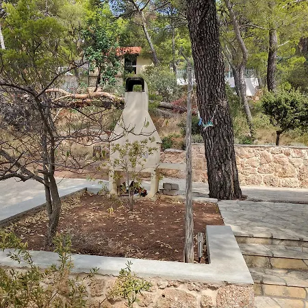 Anja * Sveta Nedelja (Hvar)