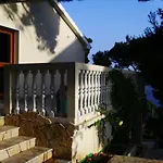 Apartment Anja Sveta Nedelja (Hvar)