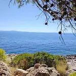 Anja * Sveta Nedelja (Hvar)