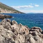 Anja * Sveta Nedelja (Hvar)