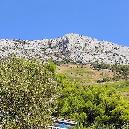 Anja * Sveta Nedelja (Hvar)